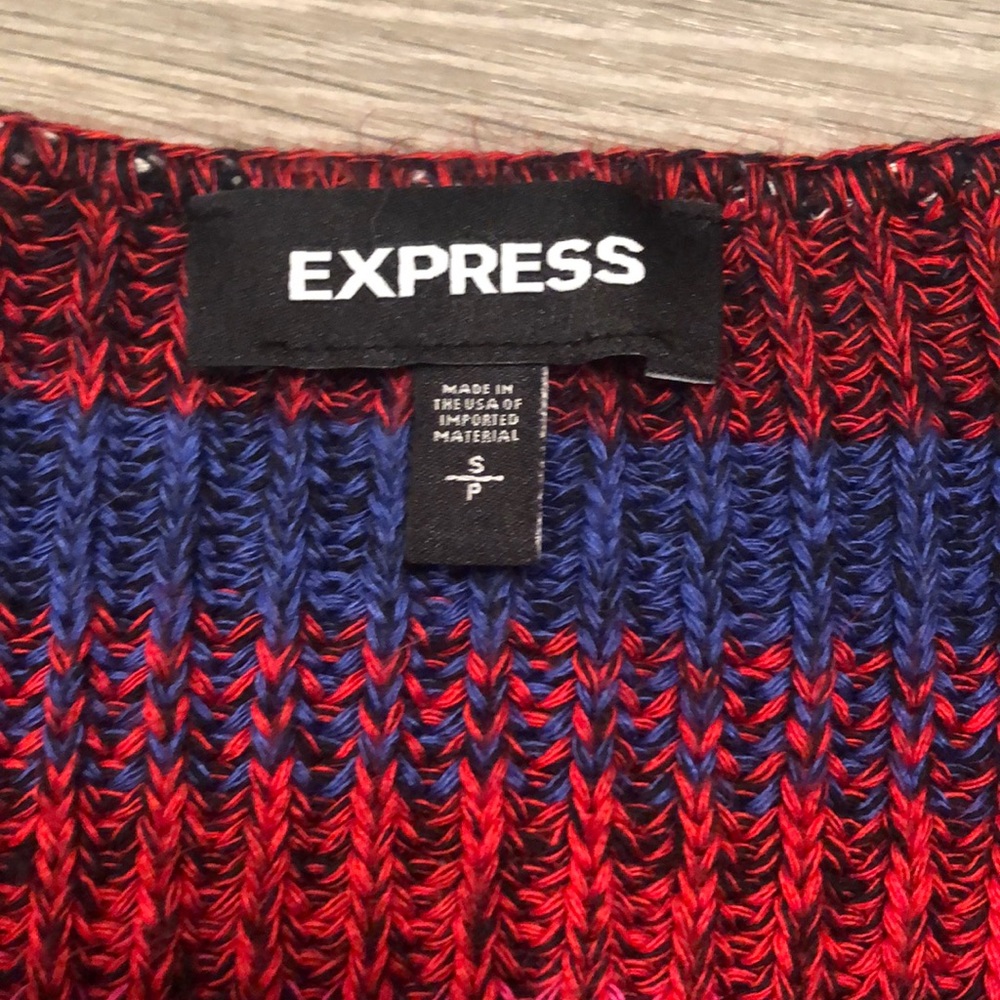 * Express Sweater - Small - Picture 4 of 8